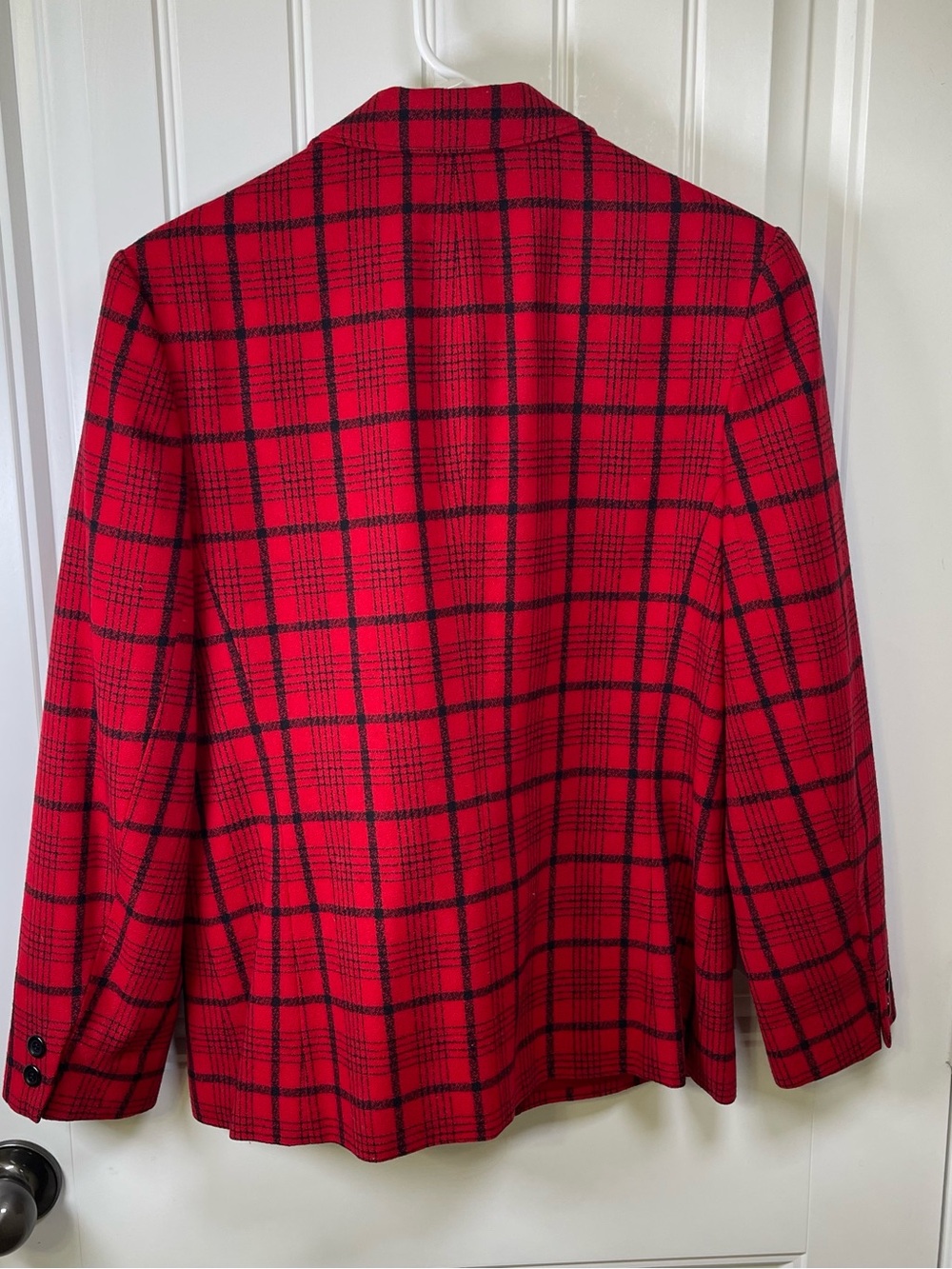 VTG Petite Pendleton Pure Virgin Wool Red Black Plaid Blazer Jacket Size 10 - Picture 3 of 9
